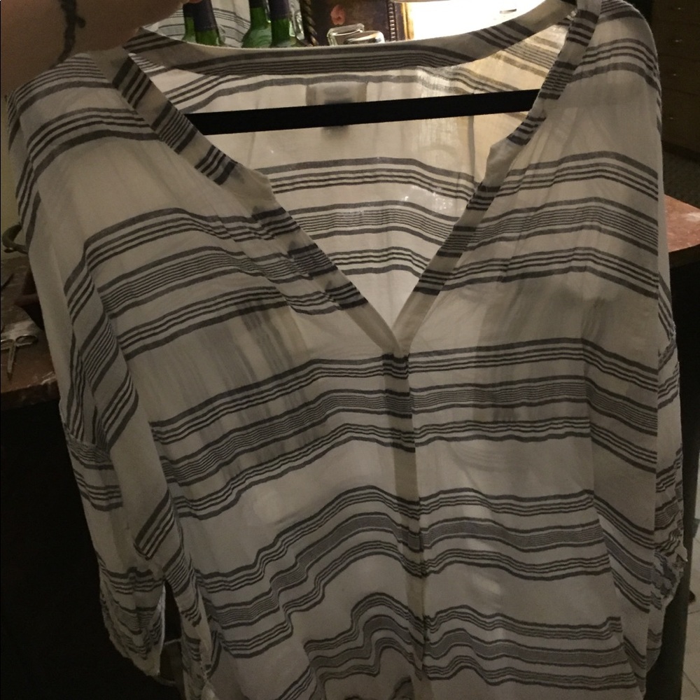 Old navy Linen stripped top